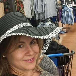 Meet your Posher, Sandy